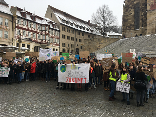 Haller SchülerInnen streiken für Klimaschutz